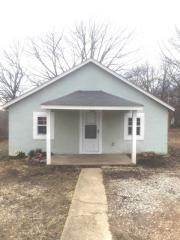 604 2nd St, Buckhorn, MO 65583-2813