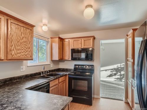 3345 Chestnut Ave, Loveland, CO 80538-2527
