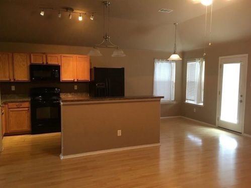 4009 Shady Meadow Ln, Princeton TX  75407-2669 exterior