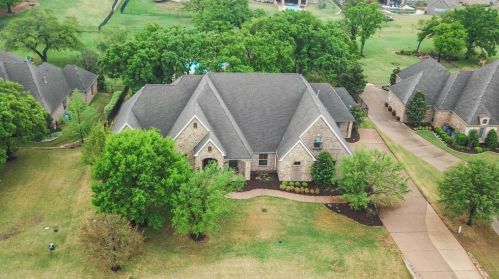 7100 Heritage Oaks Dr, Midlothian, TX 76063-3068