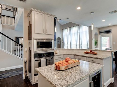 500 Richmond Park Ln, Fort Worth TX  76140-6519 exterior