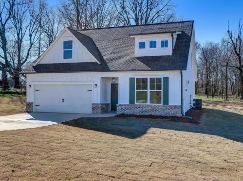 1924 Lou Gurley Rd, Hartwell, GA 30643