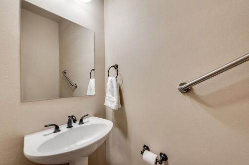 5700 Trinity Ln, Fort Worth TX  76137-5547 exterior