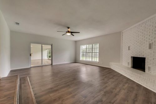 6772 Mike Dr, Fort Worth TX  76180-8522 exterior