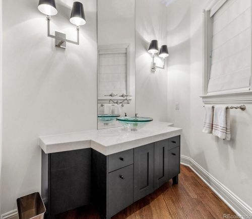 401 Adams St, Denver CO  80206-4410 exterior