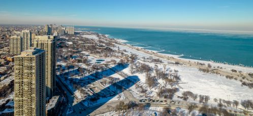 1560 Sandburg Ter, Chicago IL  60610-1313 exterior
