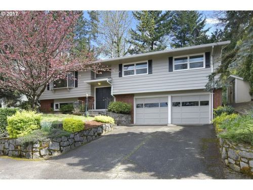 810 Battaglia Ave, Damascus OR  97080 exterior