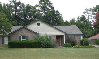 5817 Oglethorpe Dr, Columbus, GA 31909-4407