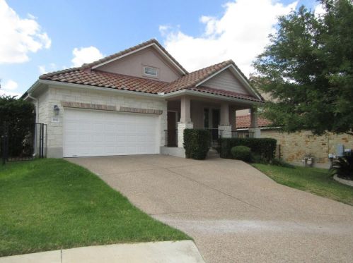 3712 Broadwinged Hawk Cv, Austin TX  78738-6567 exterior