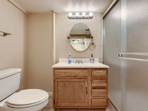 3014 Macon Cir, Aurora CO 80014-3092 exterior