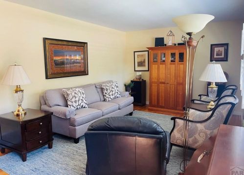 1004 Alexander Cir, Pueblo, CO 81001-2017
