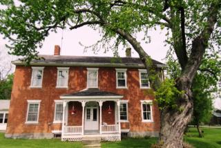 78 Main St, Potash Point, VT 05491-1155