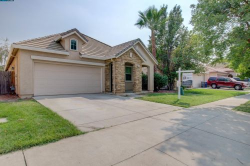 530 Barclay Way, Merced, CA 95348-8522