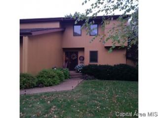 16 Sarah Ave, Springfield, IL 62703-5335