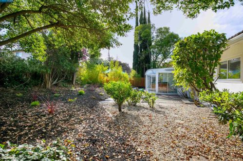 1764 Sattler Dr, Concord CA  94519-1511 exterior