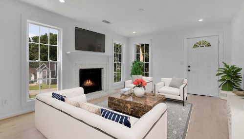 831 Leland Ct, Stone Mountain, GA 30083-6038