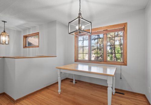 15864 Garden View Ct, Saint Paul MN  55124-7015 exterior