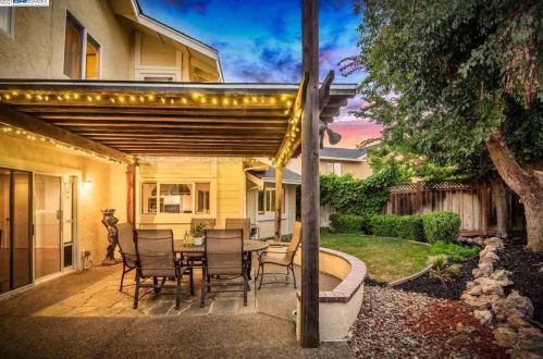 6871 Calle Altamira, Pleasanton, CA 94566-5789