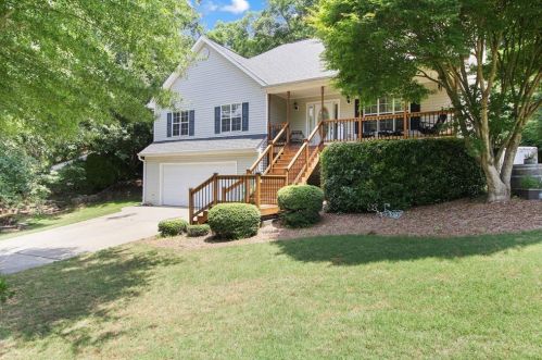 1044 Whispering Woods Dr, Holly Springs, GA 30114-2271