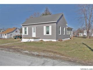 405 Mary St, Otterville, IL 62052-2627