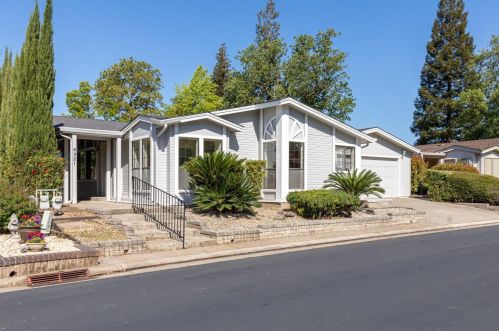 6921 Grand Tree Ln, Citrus Heights, CA 95621-8368