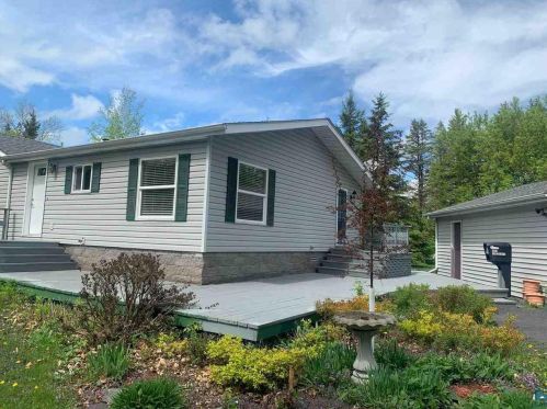 407 Prescott St, Duluth, MN 55808-2153