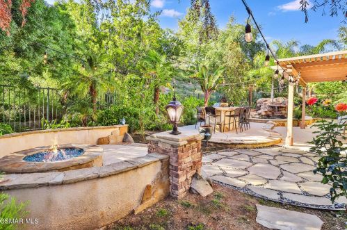 3961 Eagle Flight Dr, Simi Valley CA  93065-0222 exterior