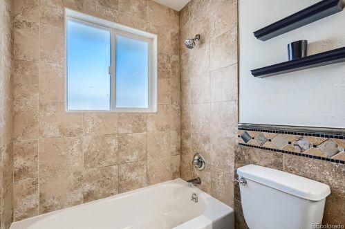 1605 James Dr, Loveland CO 80538-3718 exterior