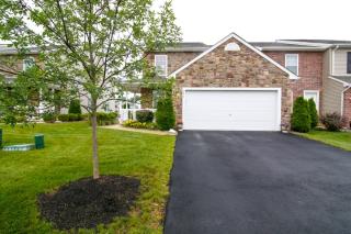 2613 Sapphire Ln, Bethlehem, PA 18020-7755