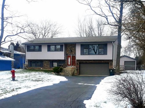 236 79th St, Willowbrook IL  60527-2402 exterior