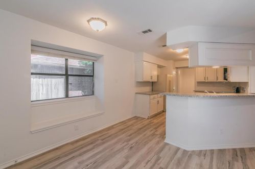 1602 Palisades Dr, Carrollton TX 75007-5043 exterior