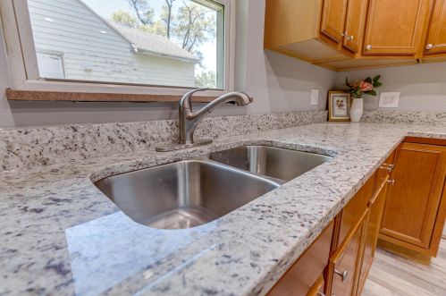 1601 Home Rd, Springfield OH  45503-2407 exterior