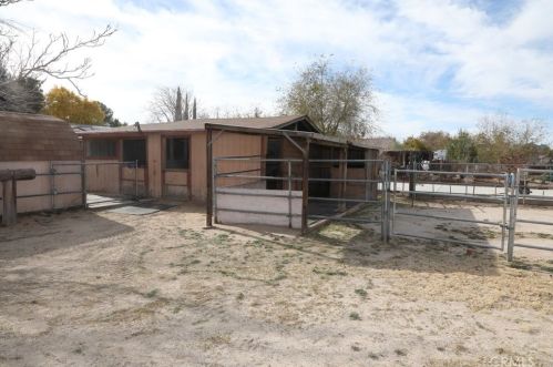 3103 Avenue, Lancaster CA  exterior