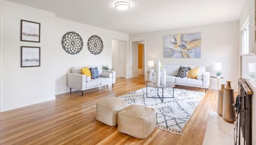 10564 Ainsworth Dr, Los Altos CA 94024-7448 exterior