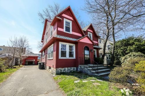 32 Judson Pl, Milford, CT 06461-4041