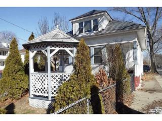 134 Verndale Ave, Providence, RI 02905-1423