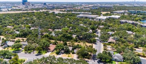 11309 Alhambra Dr, Austin TX  78759-5312 exterior