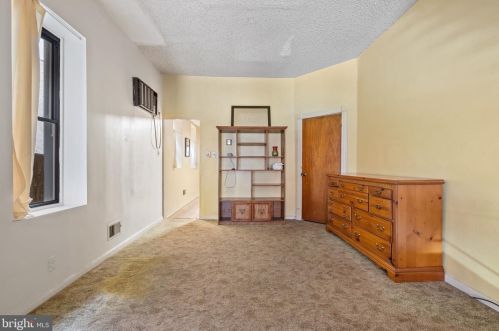 1424 Jackson St, Philadelphia PA  19145-3617 exterior