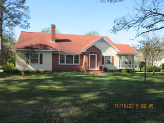 503 Chester Ave, Douglas, GA 31533-3525