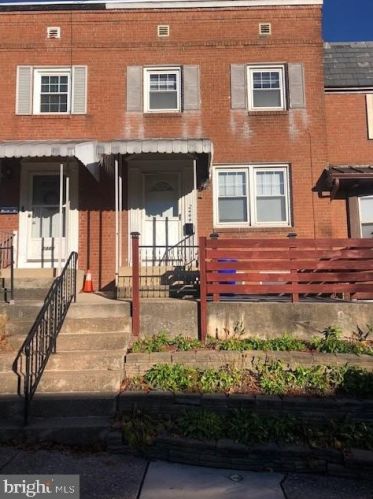 2444 Duke St, Harrisburg, PA 17104-2124