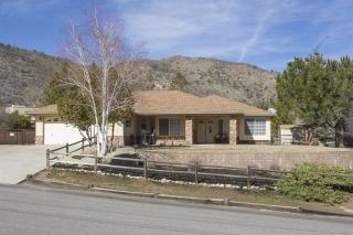 21417 Belmont Dr, Tehachapi, CA 93561-7965