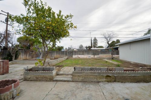 842 Vermont Ave, Los Banos CA 93635-3316 exterior