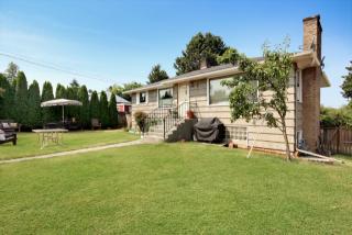 10603 4 Ave, Seattle WA  98177-4414 exterior