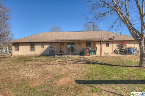 342 Tailwind Dr, Seguin TX 78155-0769 exterior