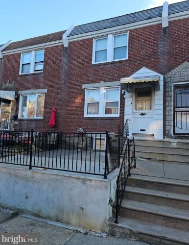 2840 Lardner St, Philadelphia, PA 19149-3516
