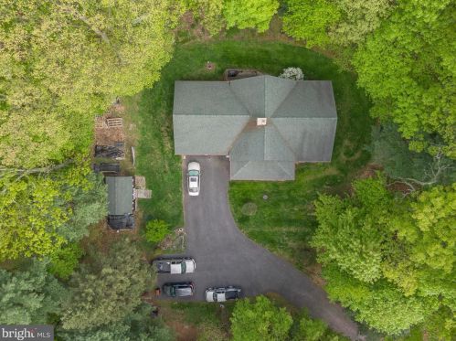 865 Pine Hill Rd, Duncannon, PA 17020-9117