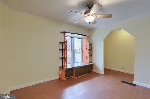 317 Walnut St, Lancaster PA  17602-2451 exterior