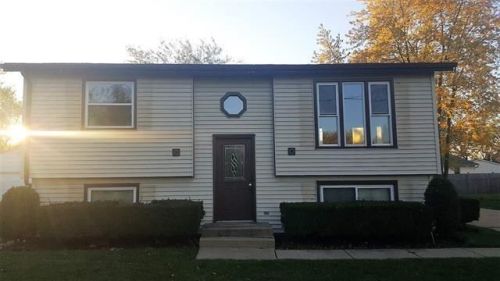 3517 16th St, Rockford, IL 61109-2364