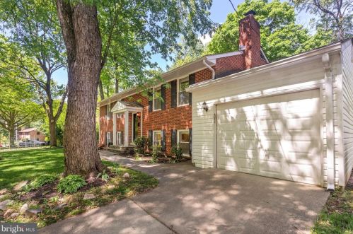 4436 Sleaford Rd, Annandale, VA 22003-3925