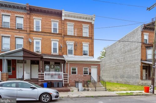 3231 15th St, Philadelphia, PA 19140-5001